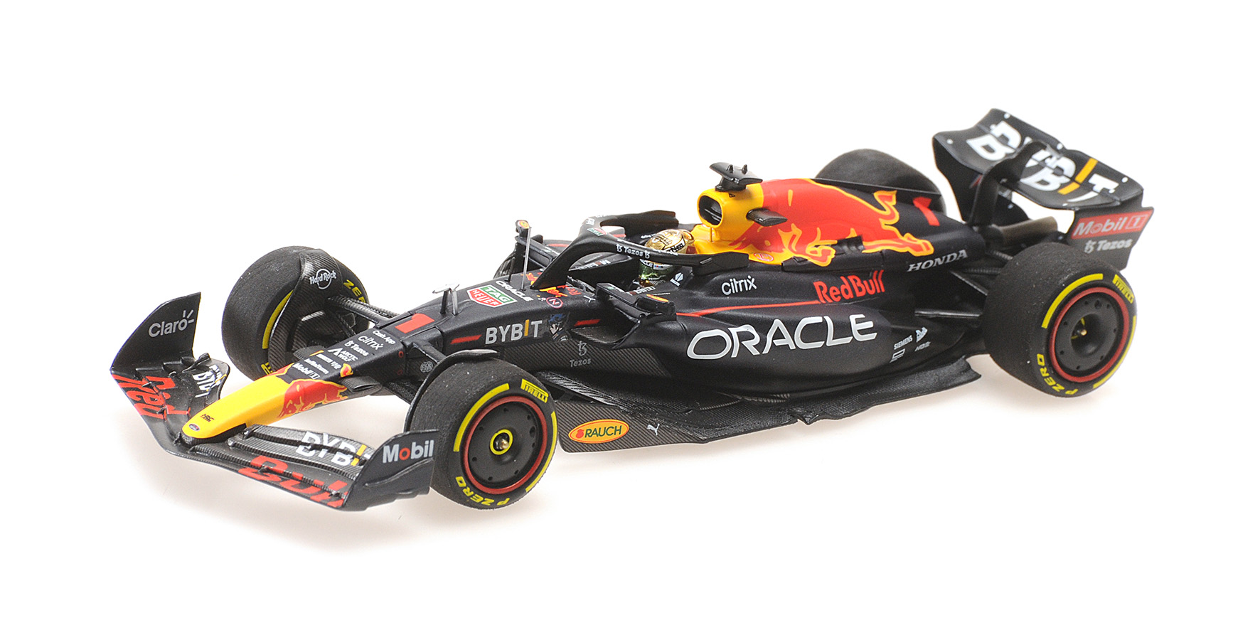 ORACLE RED BULL RACING RB18 - MAX VERSTAPPEN - WINNER ABU DHABI GP 2022