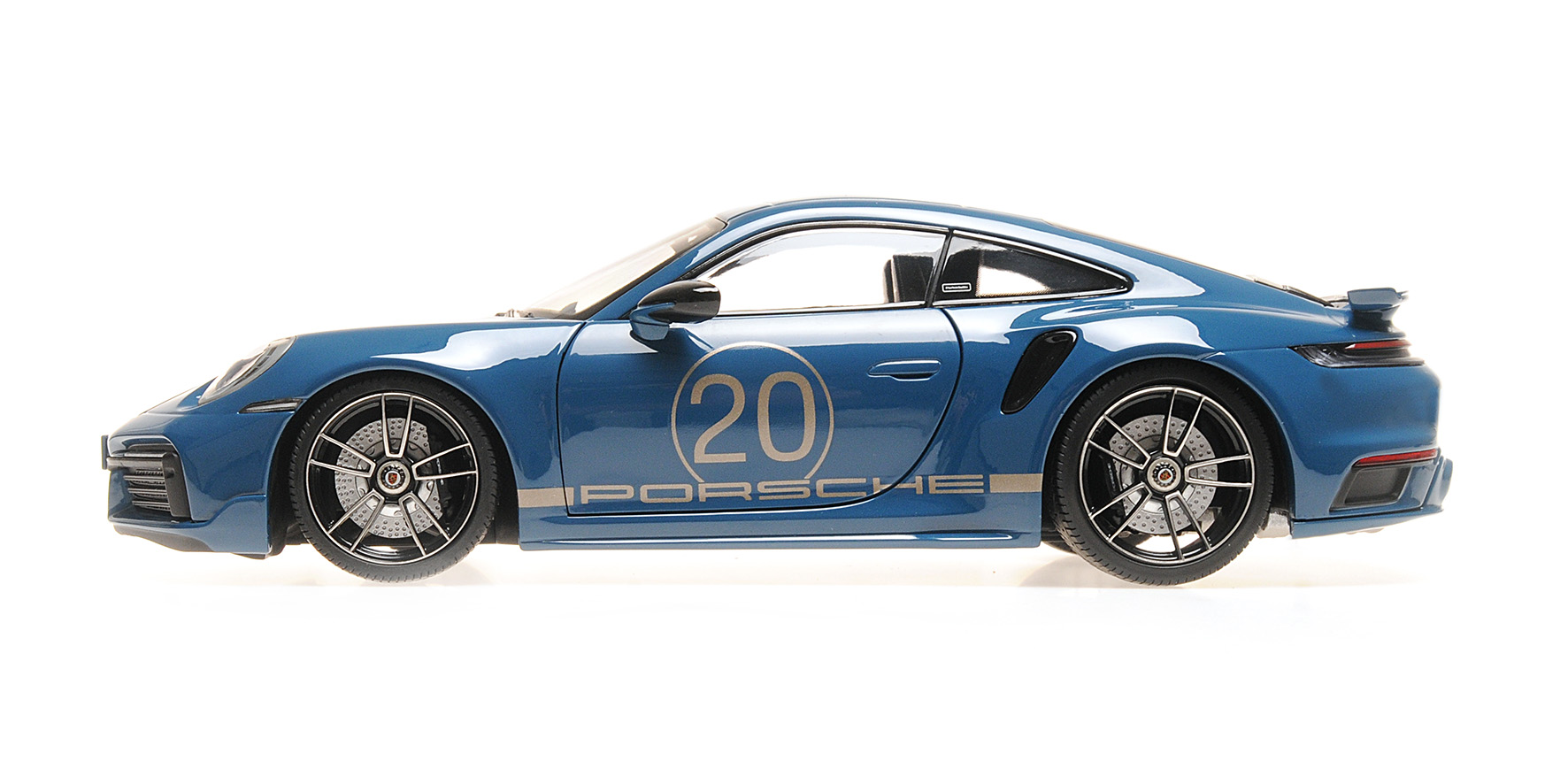 PORSCHE 911 (992) TURBO S COUPE SPORT DESIGN - 2021 - BLUE