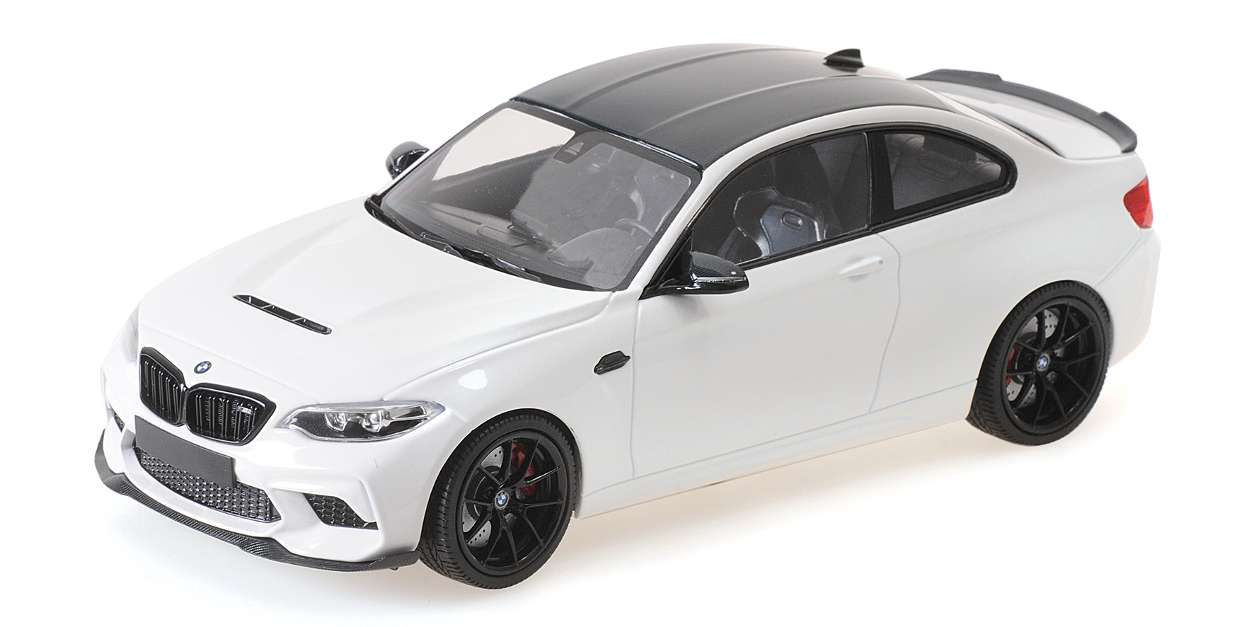 BMW M2 CS - 2020 - WHITE W/BLACK WHEELS