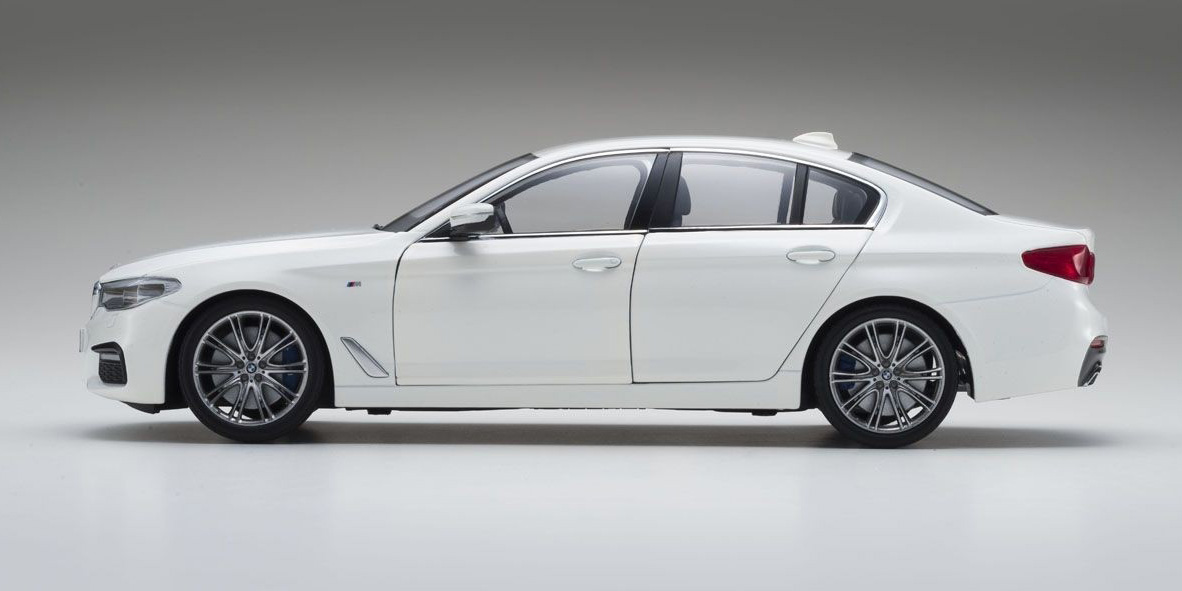 BMW 5 SERIES (G30) - MINERAL WHITE (08941W)