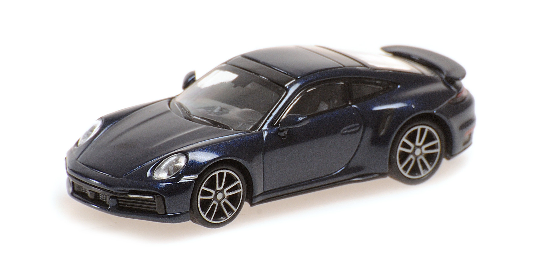 PORSCHE 911 (992) TURBO S - 2020 - BLUE METALLIC