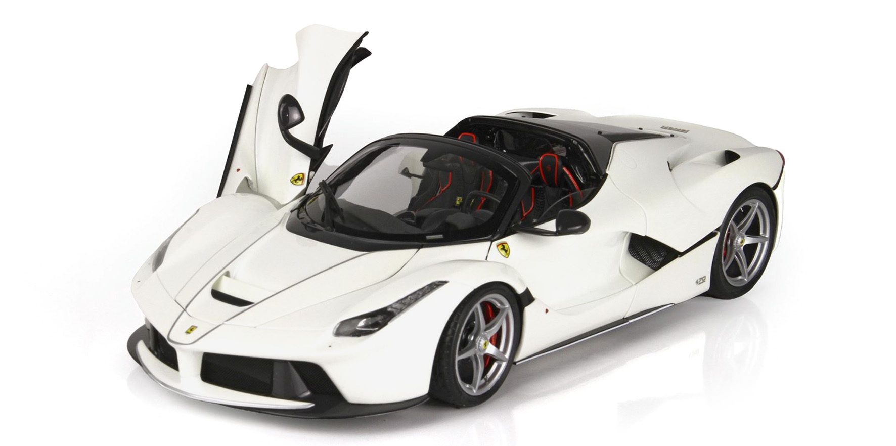 FERRARI LAFERRARI APERTA - BIANCO ITALIA