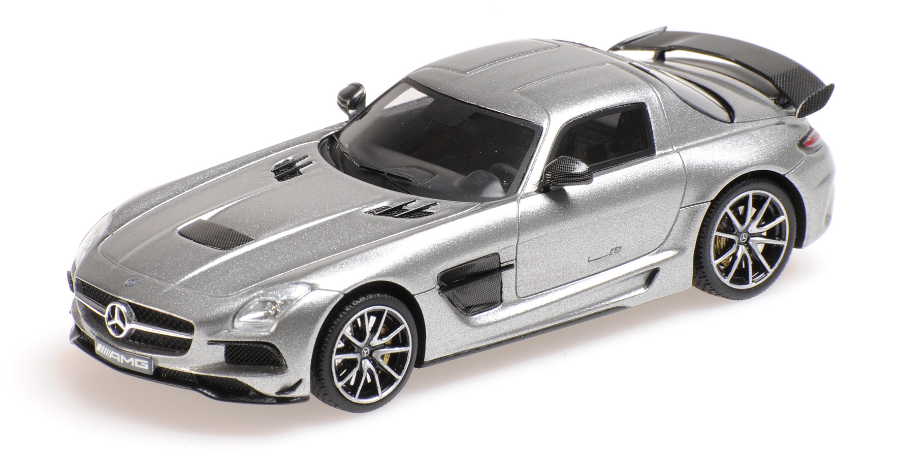 MERCEDES-BENZ SLS AMG BLACK SERIES - DESIGNO MAGNO ALANITGRAU