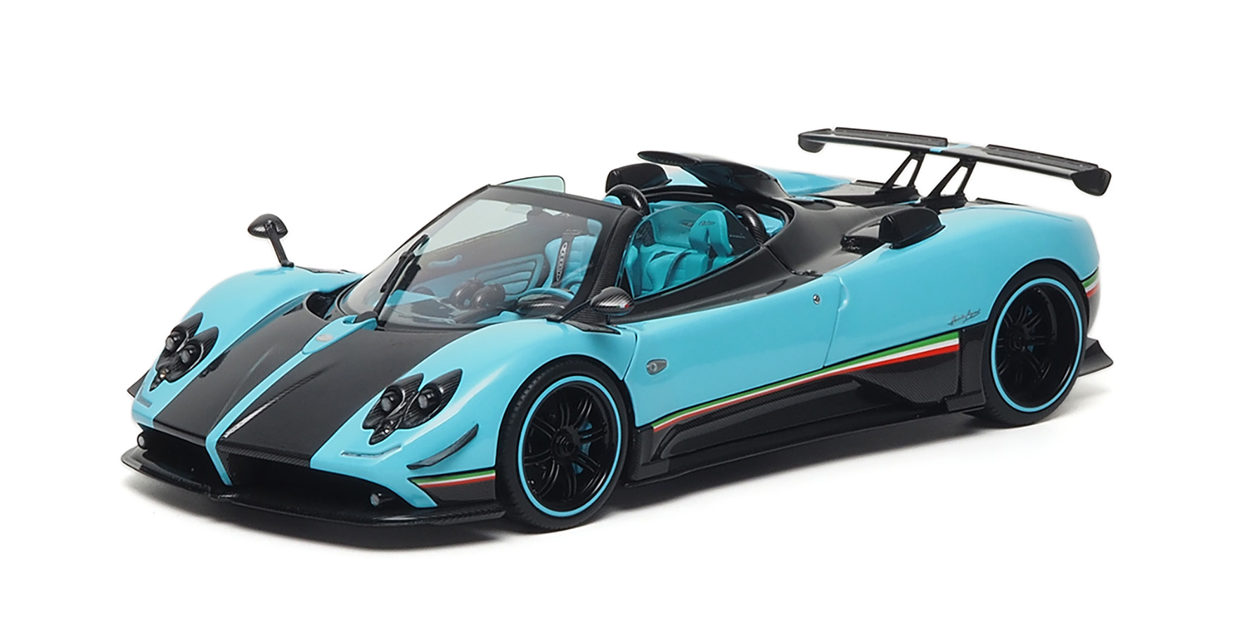 PAGANI ZONDA UNO - LIGHT BLUE (850630001)