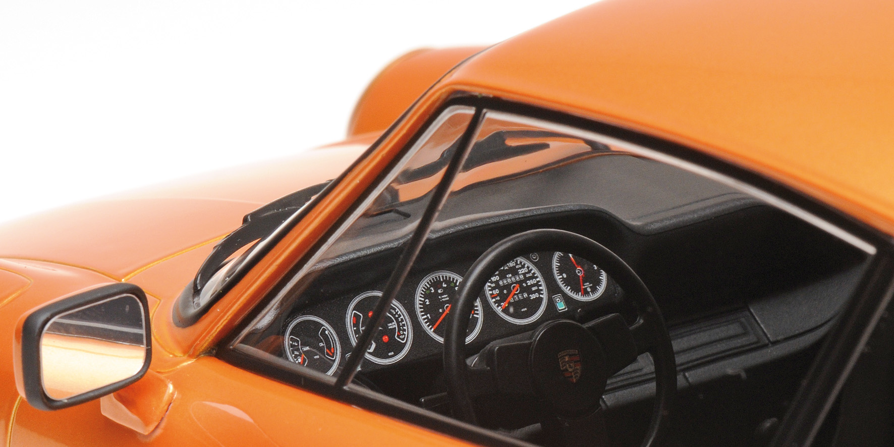 PORSCHE 911 TURBO - 1977 - ORANGE METALLIC