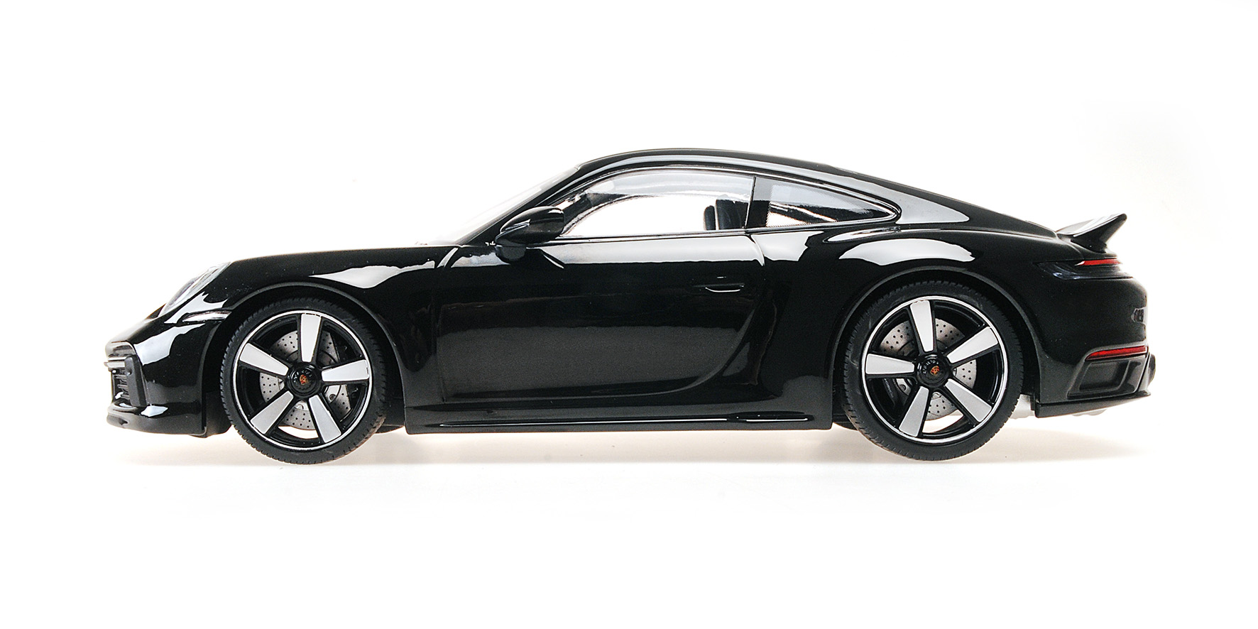PORSCHE 911 (992) SPORT CLASSIC - 2022 - BLACK