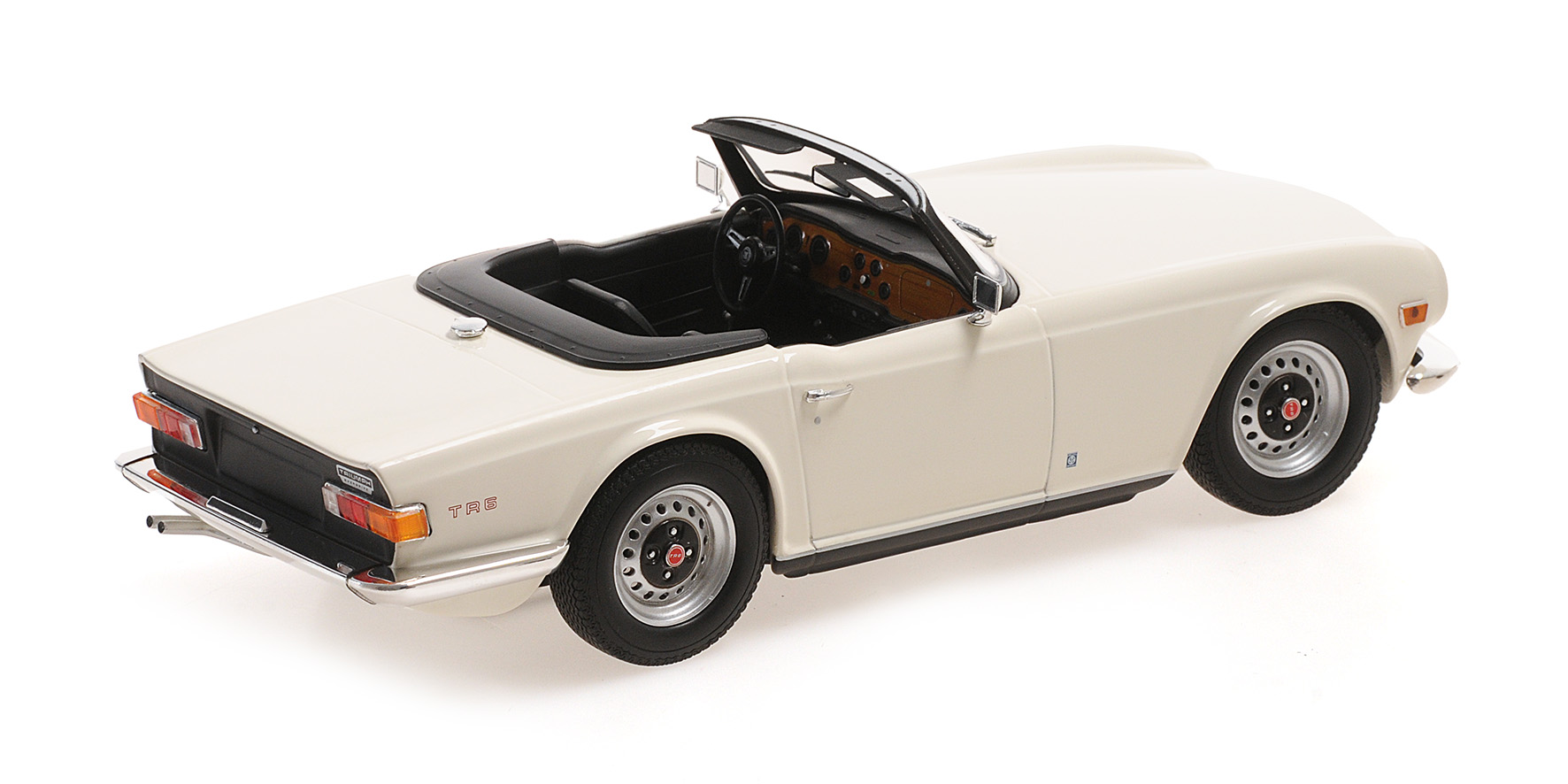 TRIUMPH TR6 - 1969- WHITE (LHD)