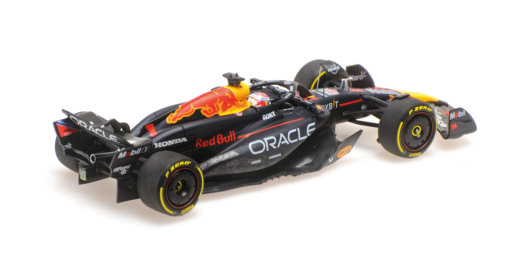 ORACLE RED BULL RACING RB20 - MAX VERSTAPPEN - WINNER JAPAN 2024