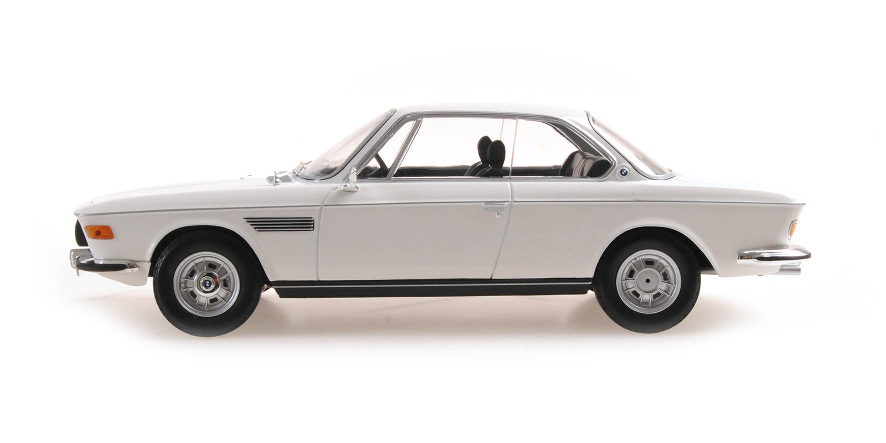 BMW 2800 CS - 1968 - WHITE