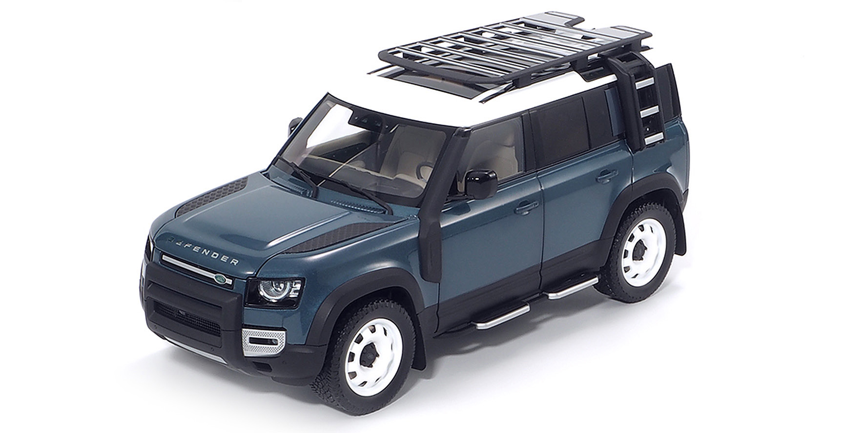 LAND ROVER DEFENDER 110 - 2020 - TASMAN BLUE