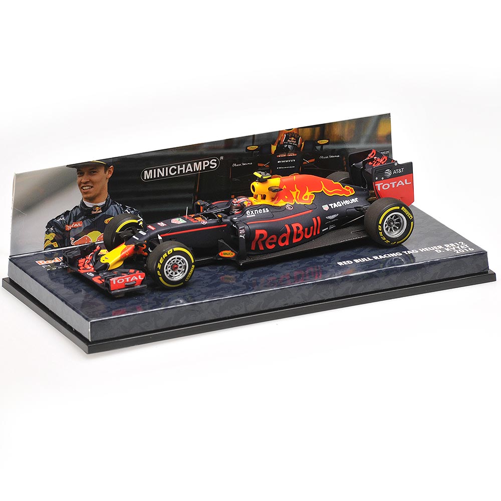 RED BULL RACING TAG HEUER RB12 - DANIIL KVYAT - 2016