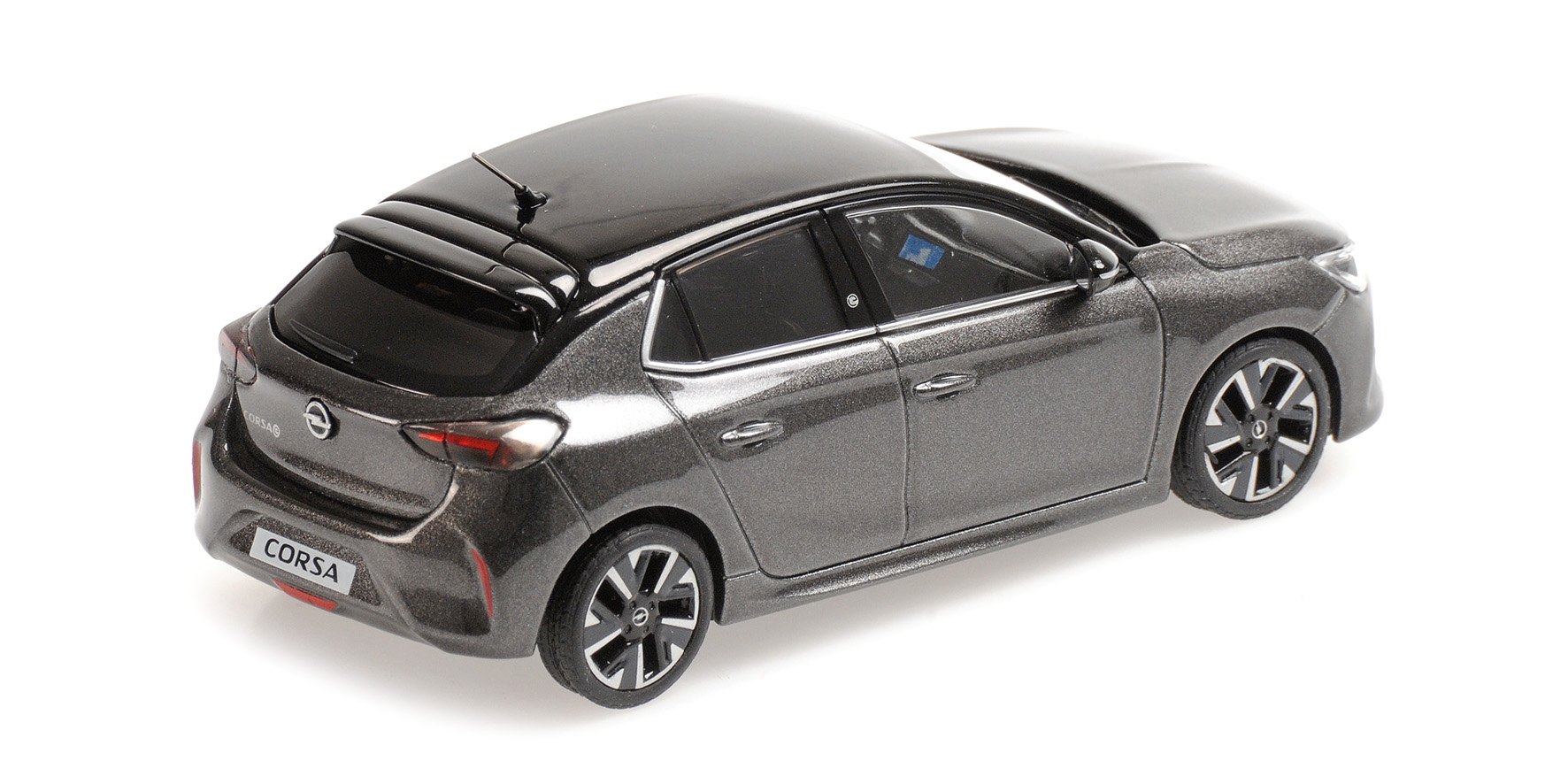 OPEL CORSA E - 2019 - GREY METALLIC