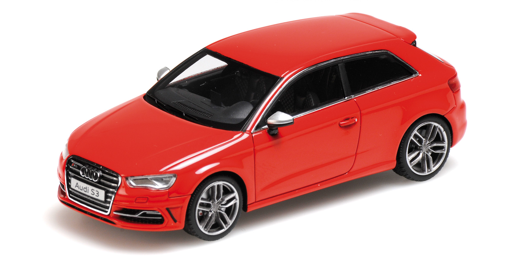 AUDI S3 3 DOORS - 2013 - RED