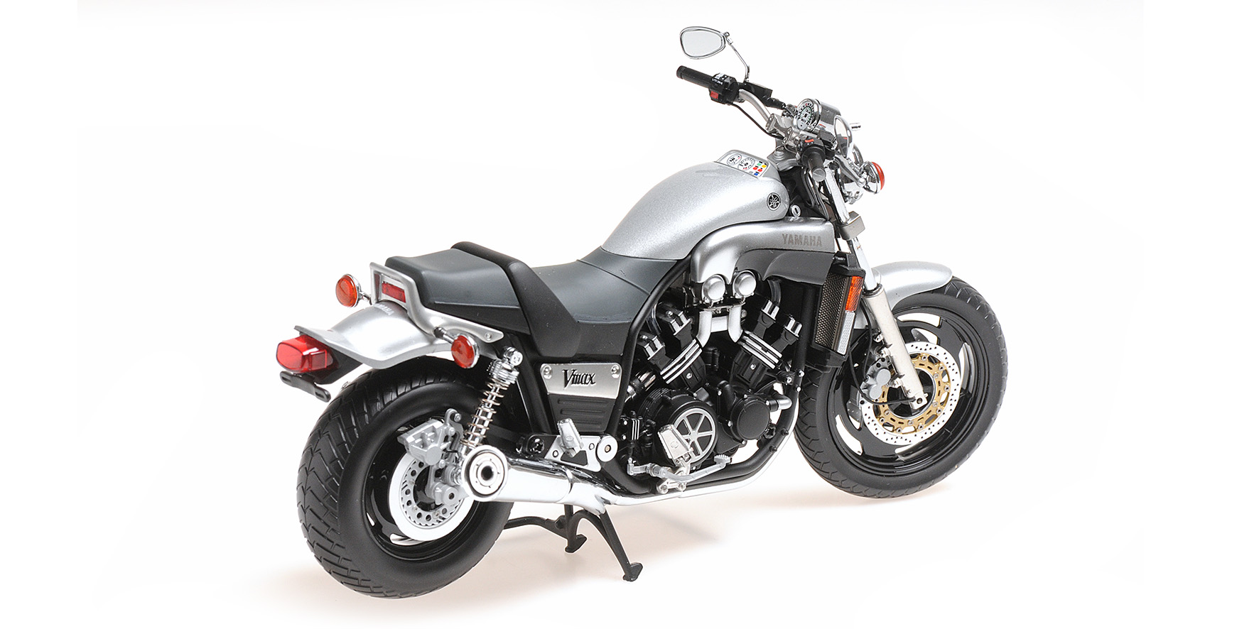 YAMAHA VMAX - 1993 - SILVER METALLIC