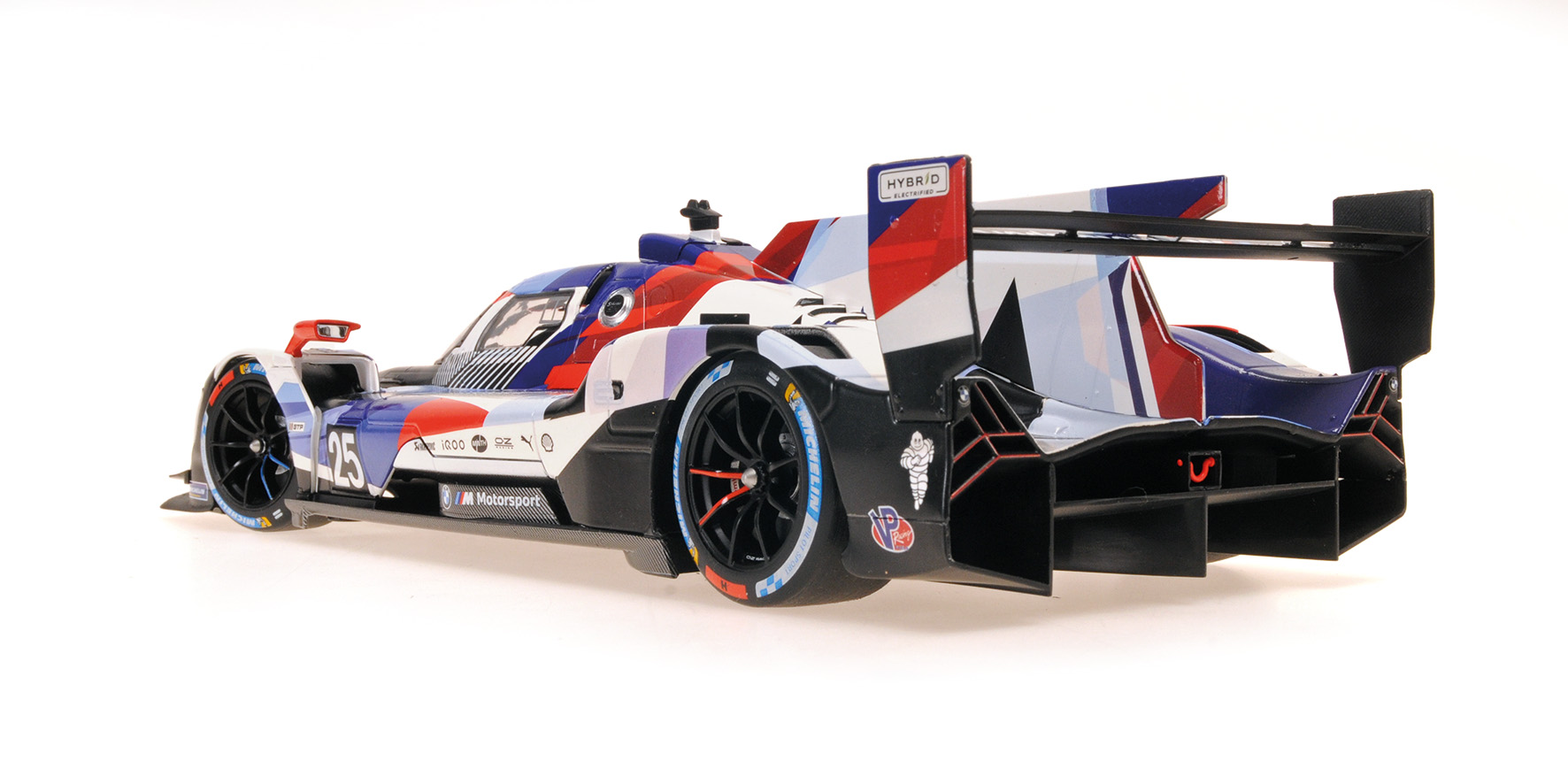 BMW M HYBRID V8 - 2023 - PRESENTATION CAR