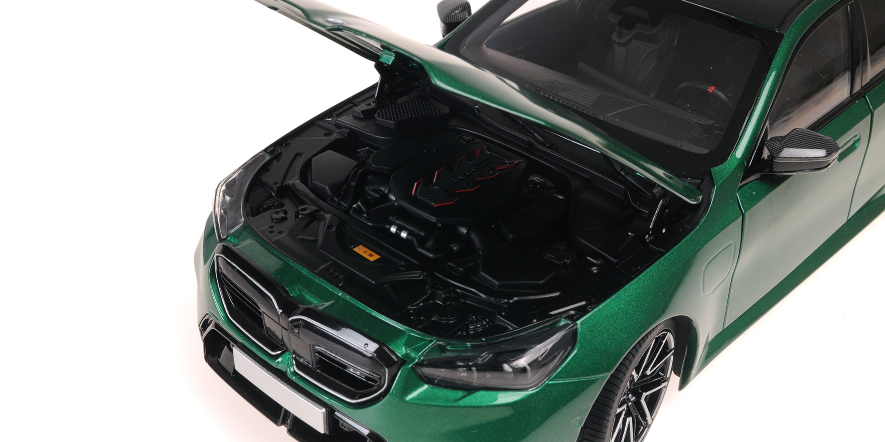 BMW M5 - 2024 - GREEN METALLIC