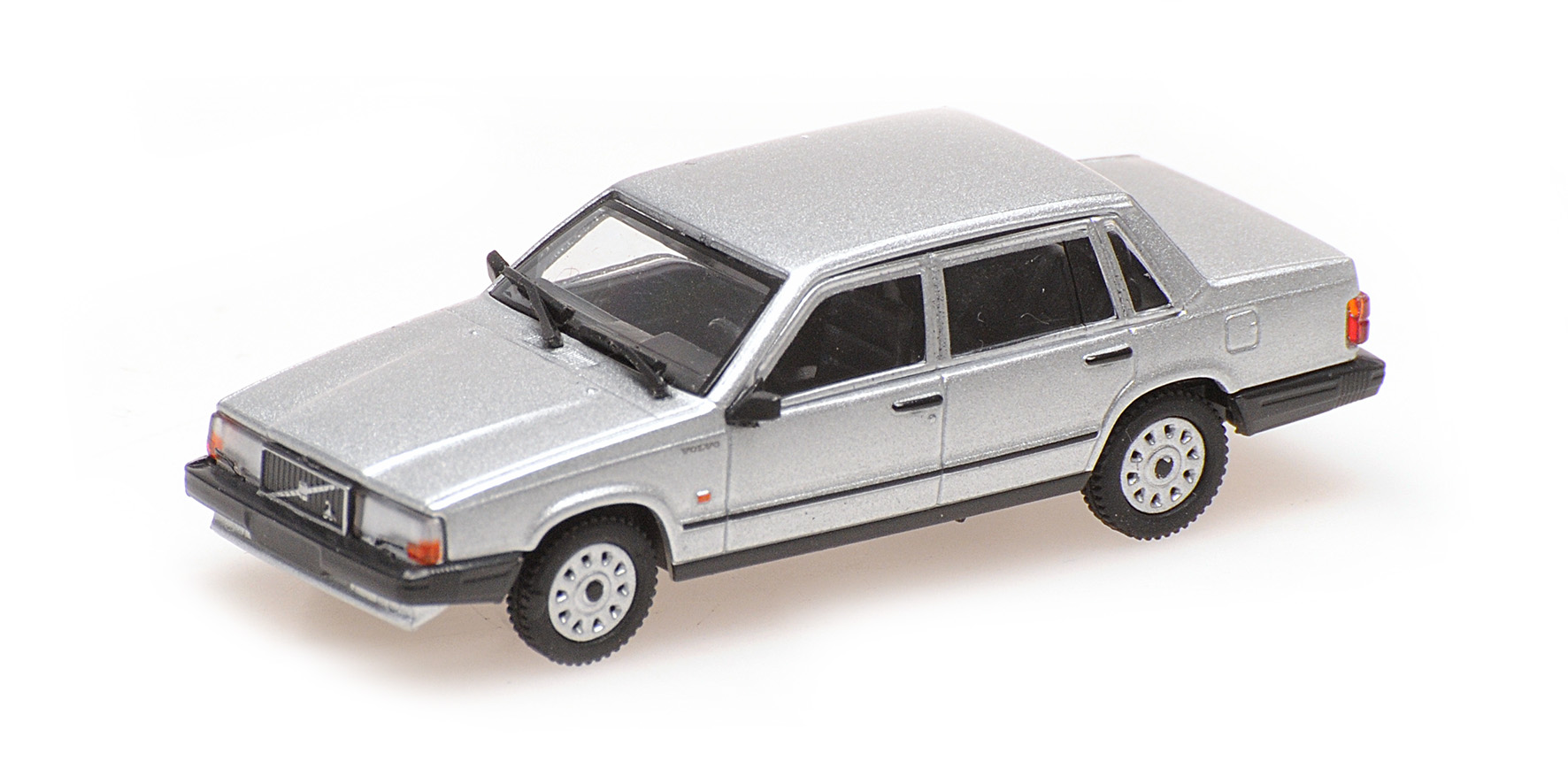 VOLVO 740 GL - 1986 - SILVER