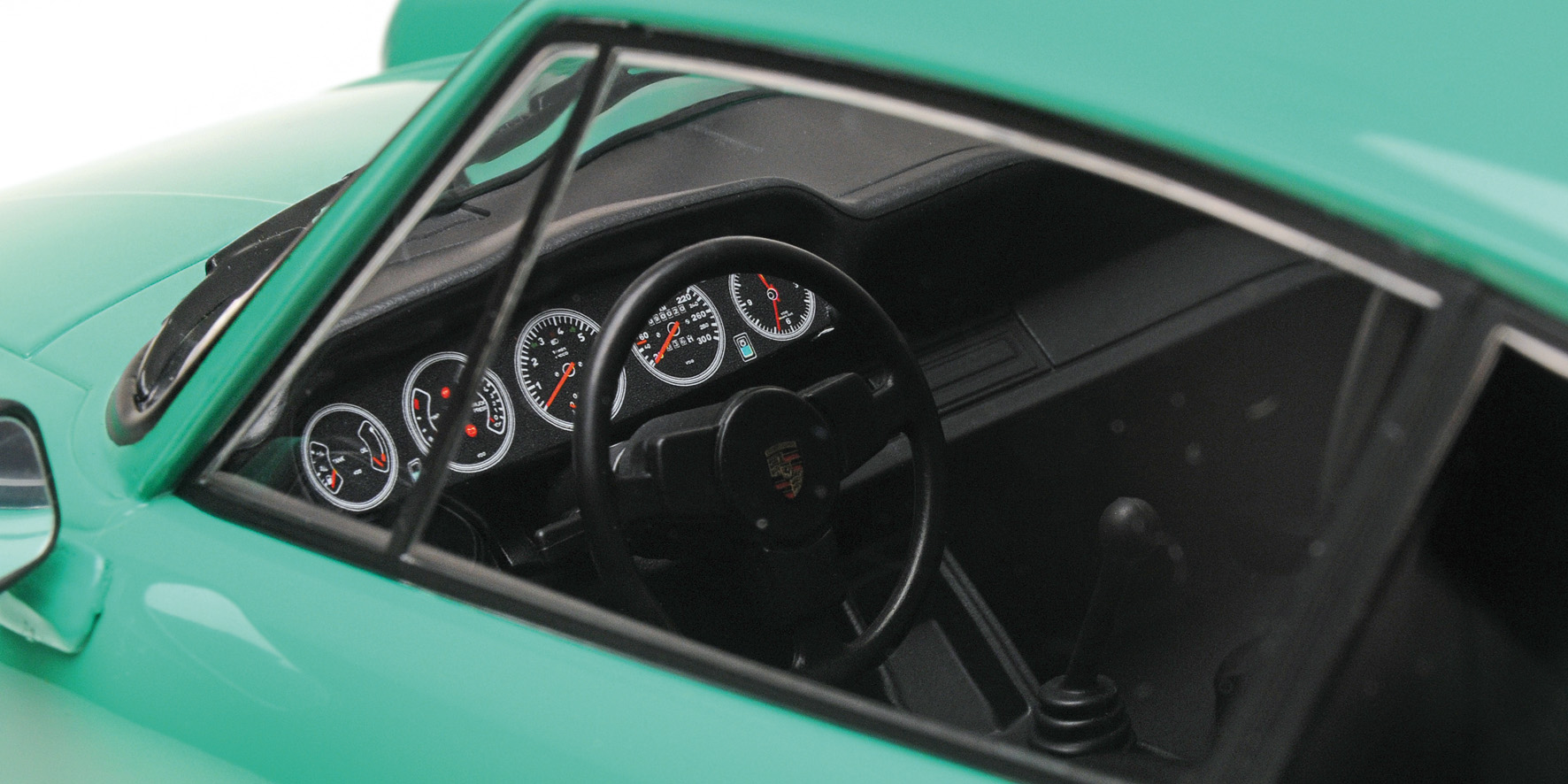 PORSCHE 911 TURBO - 1977 - GREEN