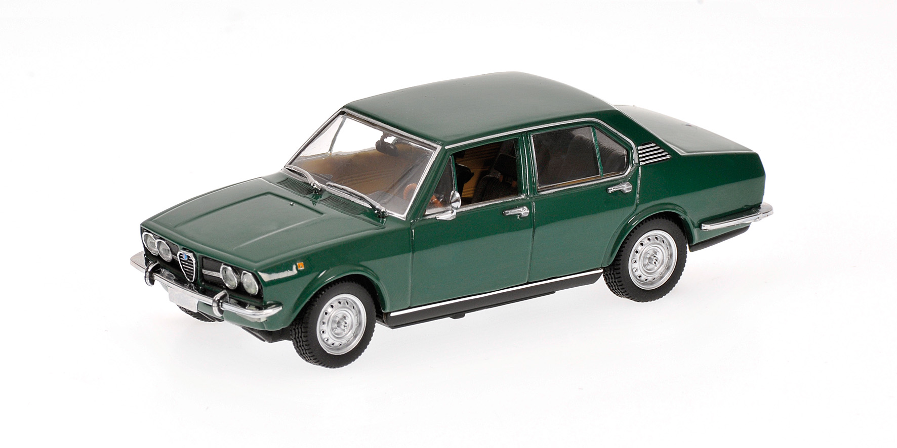 ALFA ROMEO ALFETTA 1.8 - 1974 - GREEN