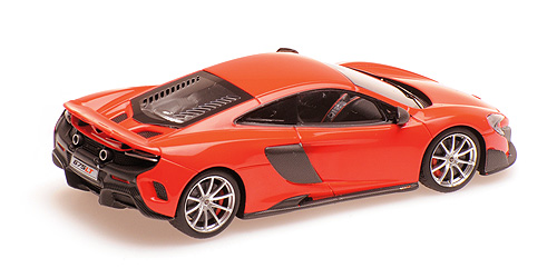 MCLAREN 675LT COUPÉ - 2015 - DELTA RED - EXCLUSIVE MINICHAMPS.DE