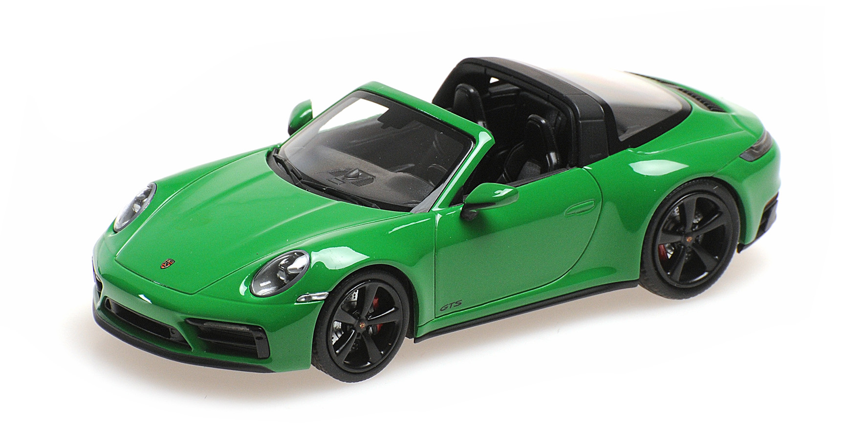 PORSCHE 911 (992) TARGA 4 GTS - 2022 - GREEN