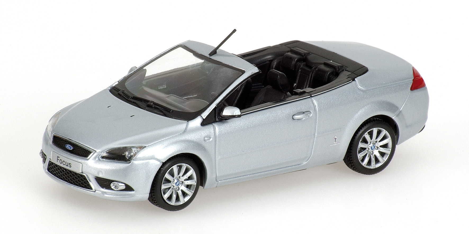 FORD FOCUS COUPE-CABRIOLET - 2008 - SILVER