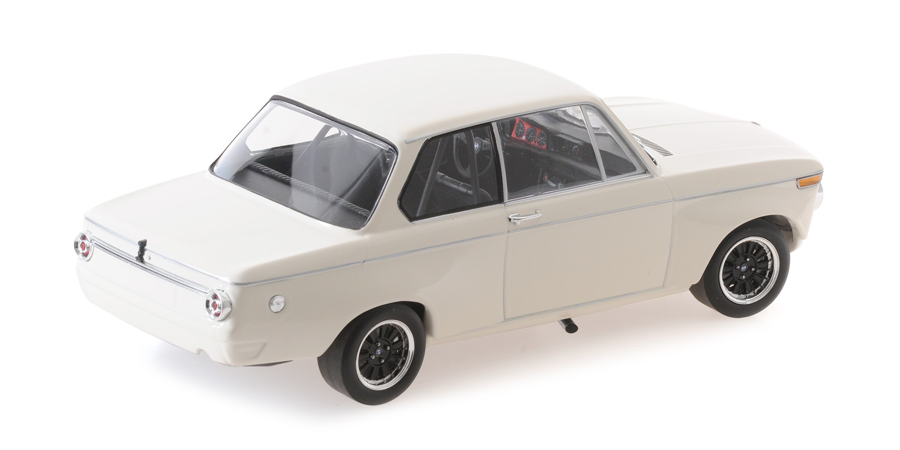 BMW 2002 - 1970 - WHITE (PLAIN BODY)
