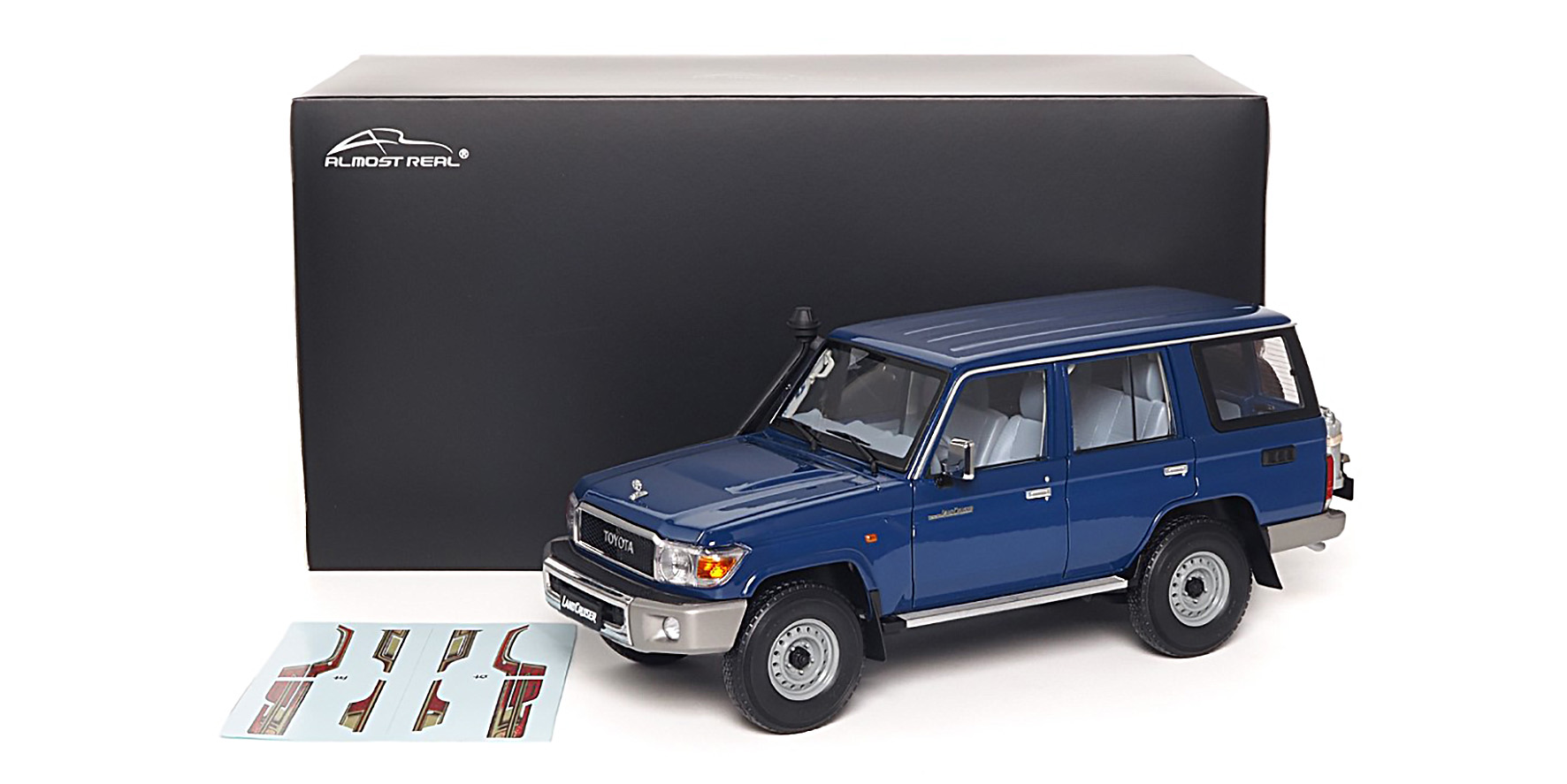 TOYOTA LAND CRUISER 76 - 2017 - BLUE