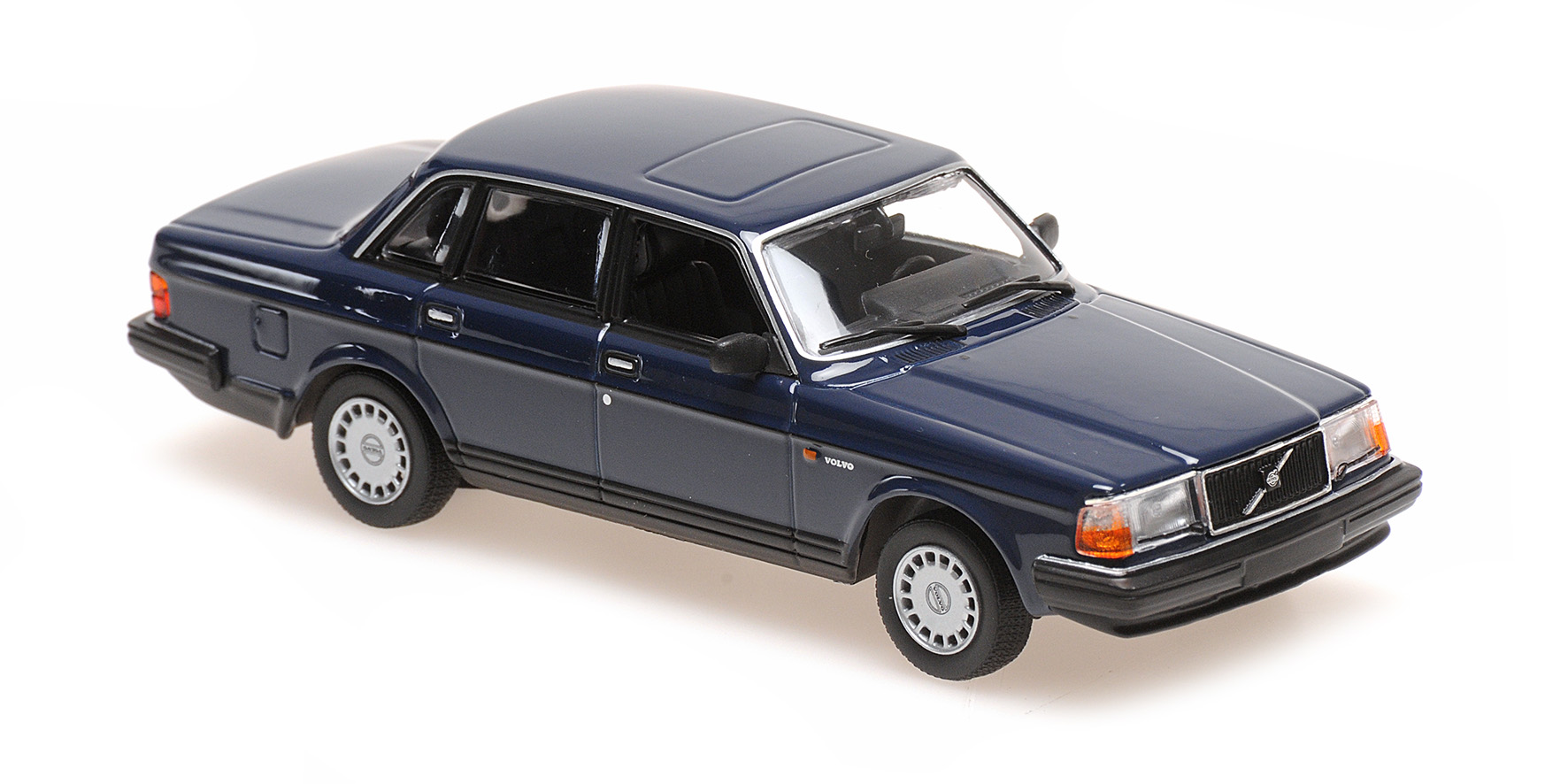 VOLVO 240 GL - 1986 - DARK BLUE
