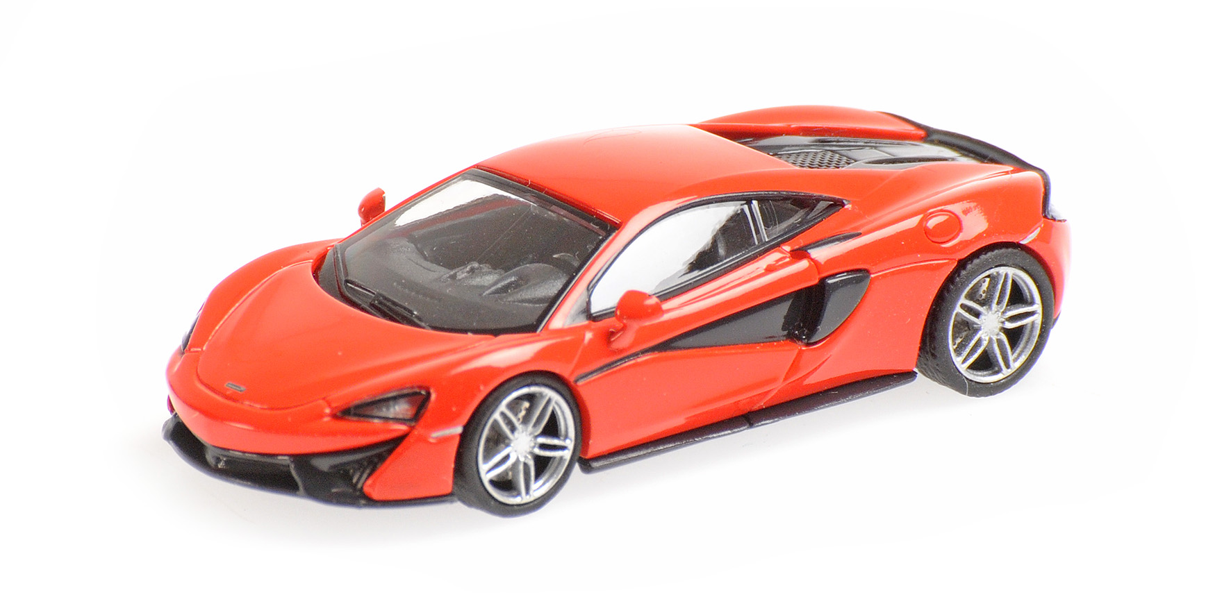 MCLAREN 570S - RED