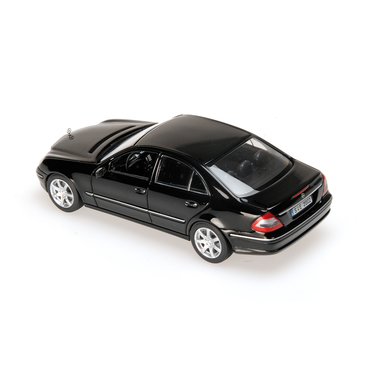 MERCEDES-BENZ E-CLASS (W211) - 2006 - BLACK METALLIC