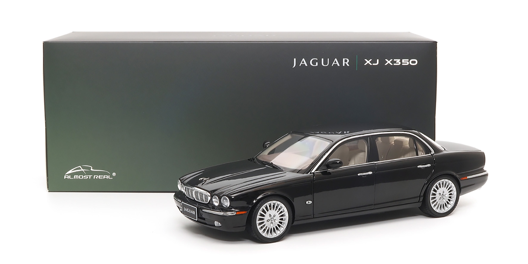JAGUAR XJ6 (X350) - EBONY BLACK