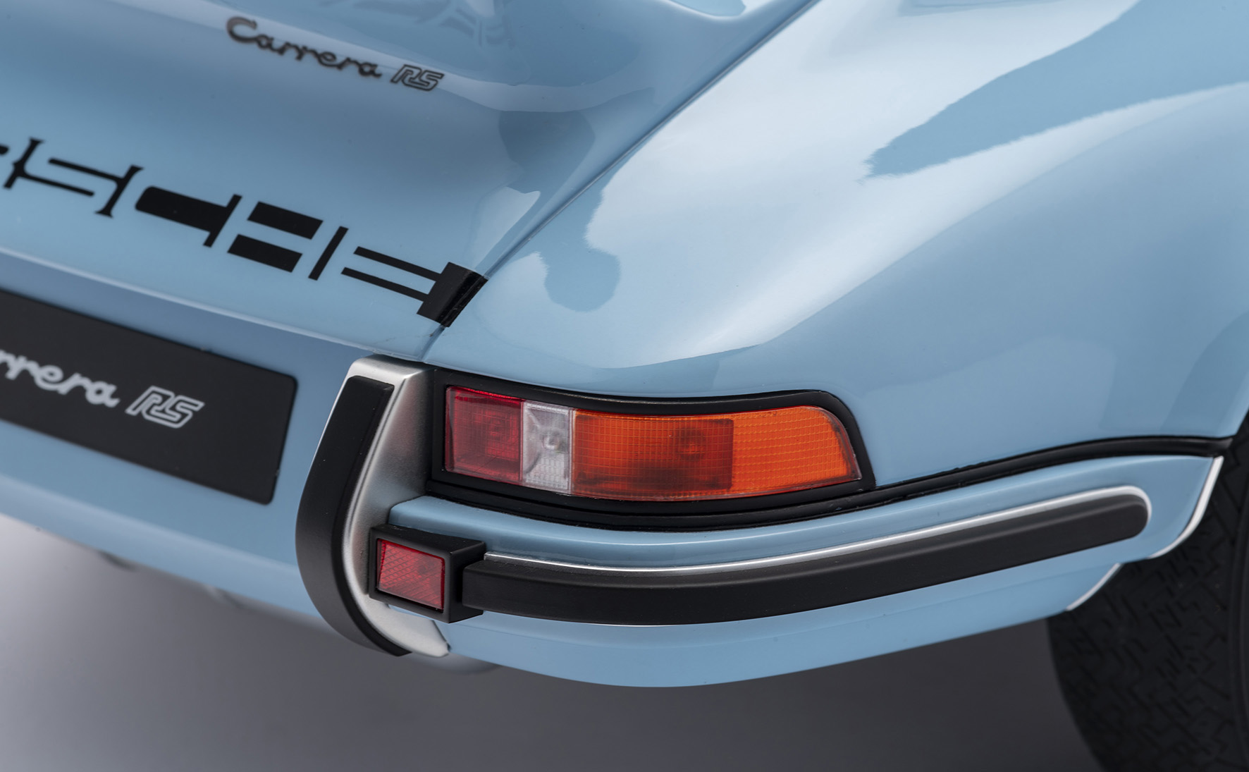 PORSCHE 911 CARRERA RS 2.7 TOURING - 1972 - GULFBLAU