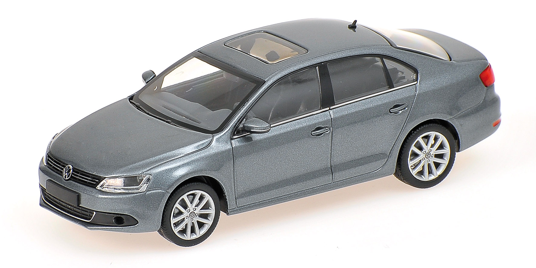 VOLKSWAGEN JETTA - 2010 - GREY METALLIC