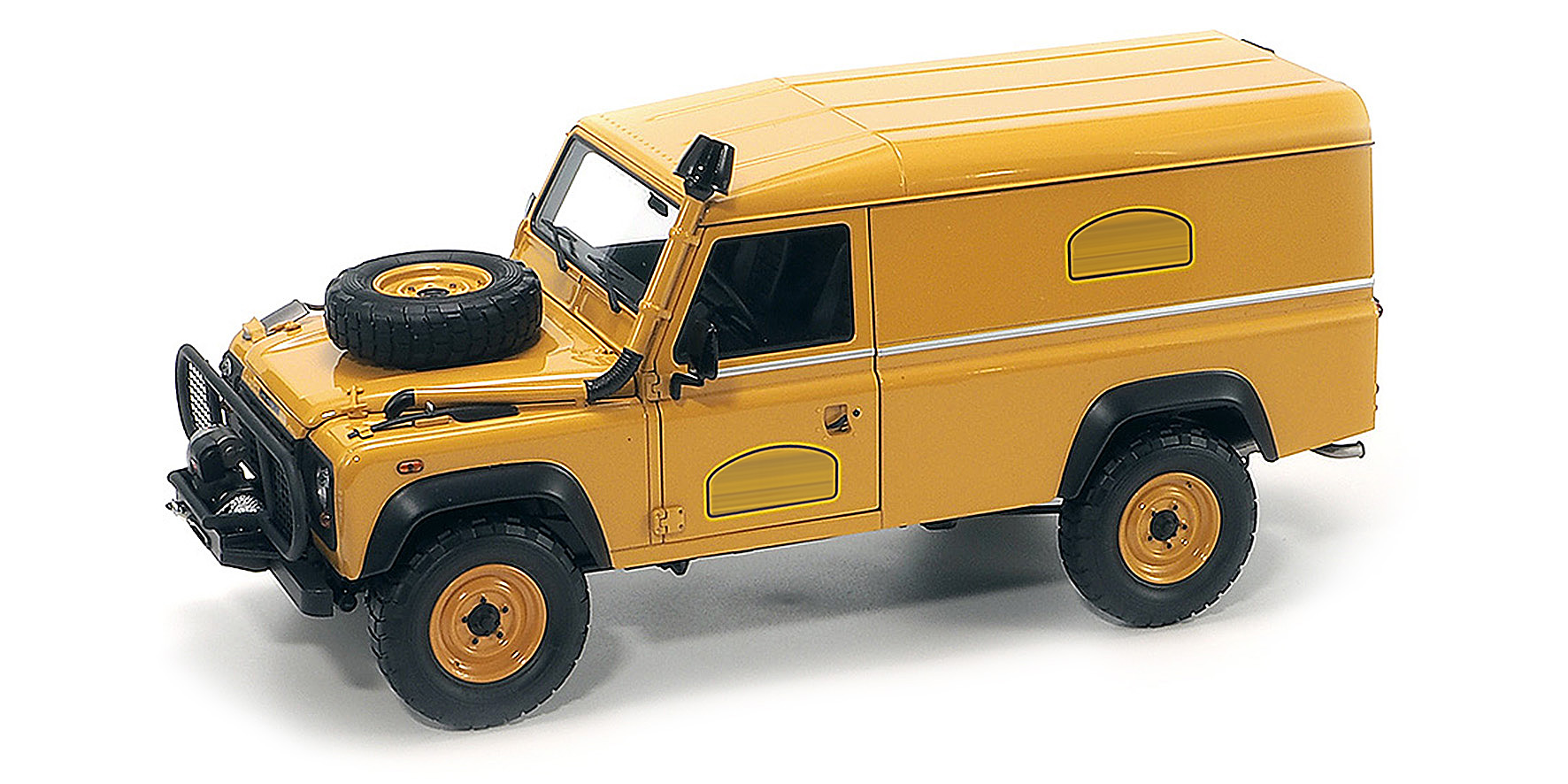 LAND ROVER 110 CAMEL TROPHY SUPPORT UNIT BORNEO - 1985