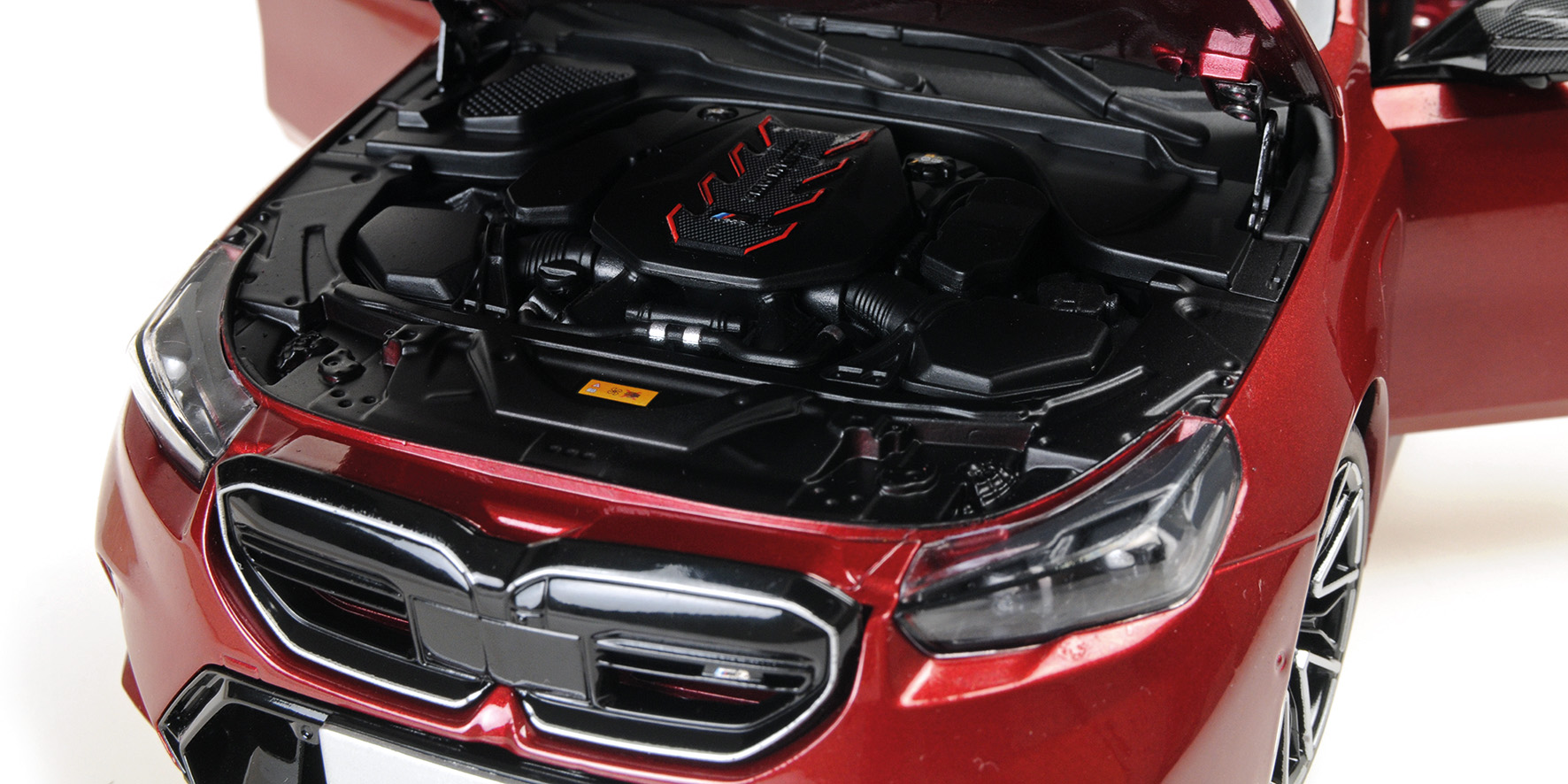 BMW M5 TOURING - 2024 - DARK RED METALLIC