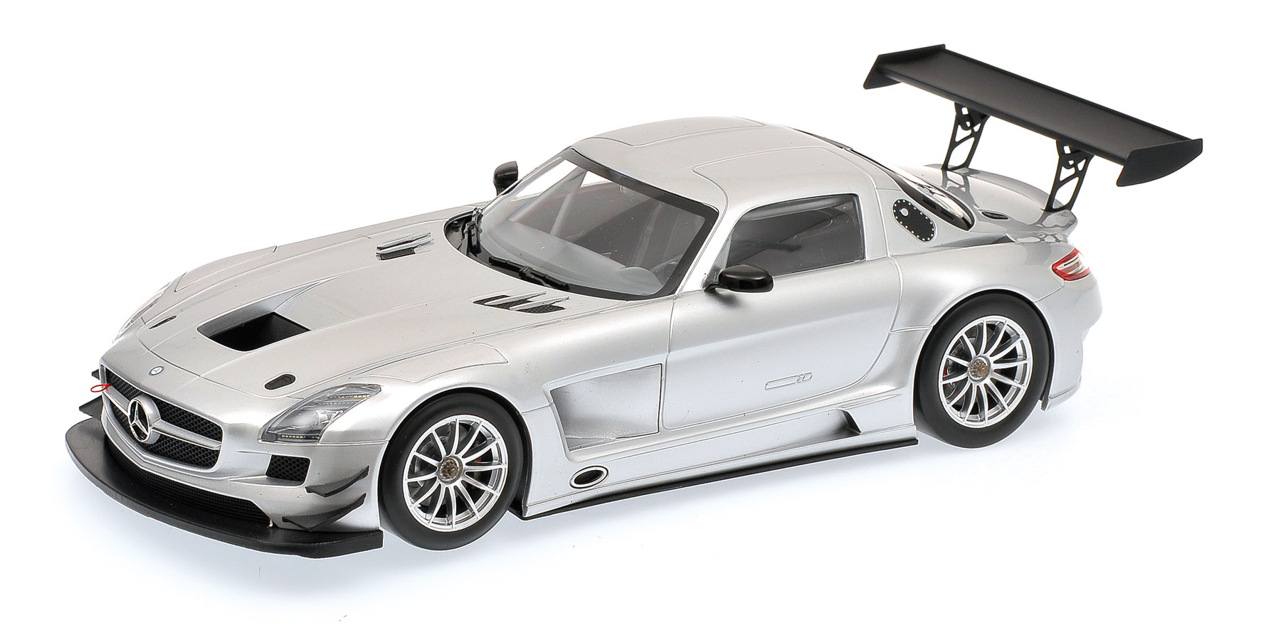 MERCEDES-BENZ SLS AMG GT3 - 'STREET' - SILVER - 2011