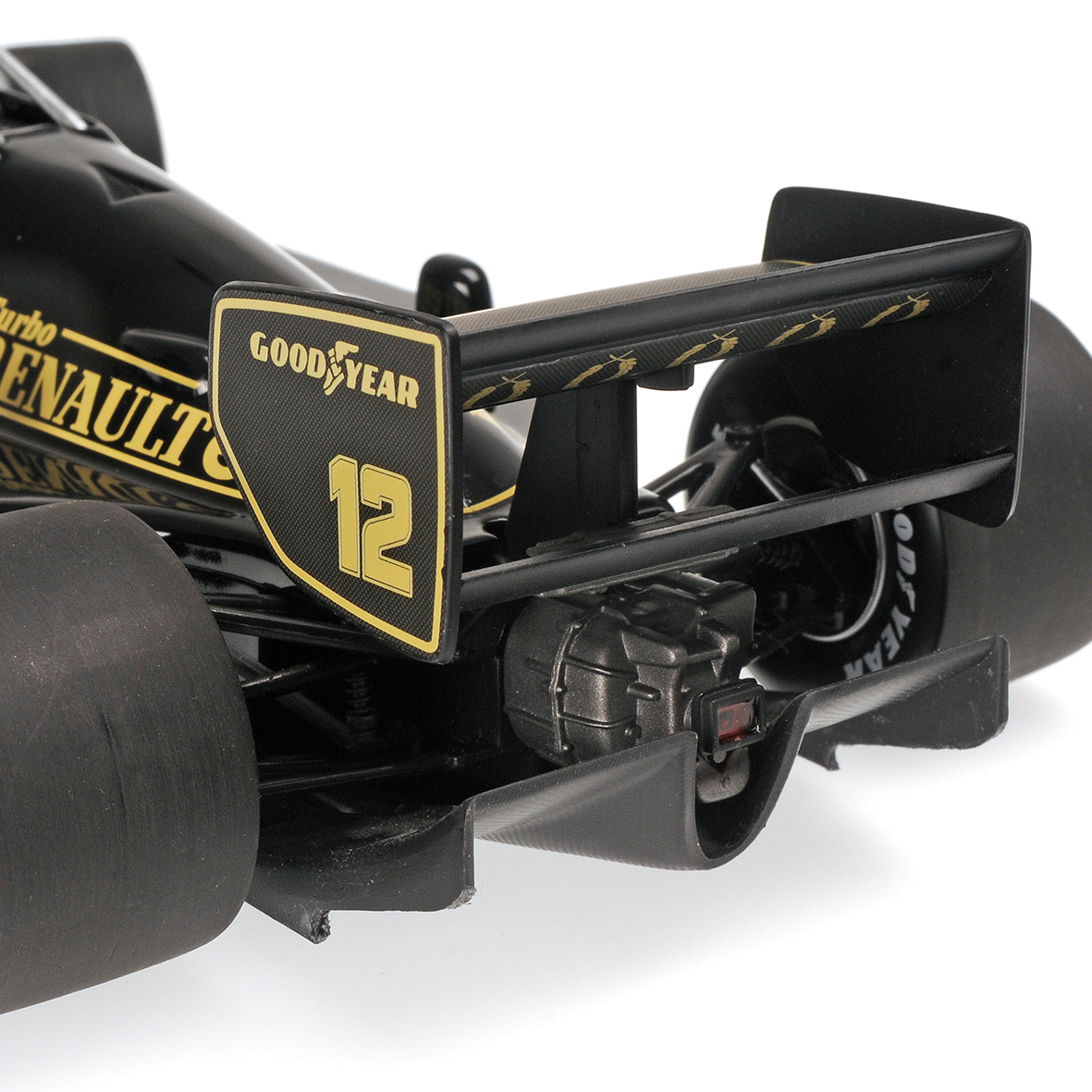 LOTUS RENAULT 97T - AYRTON SENNA - 1985