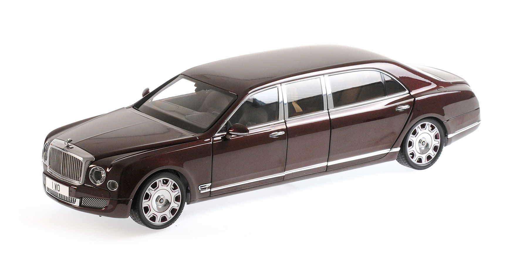 BENTLEY MULSANNE GRAND LIMOUSINE BY MULLINER 2017 - BURGUNDY