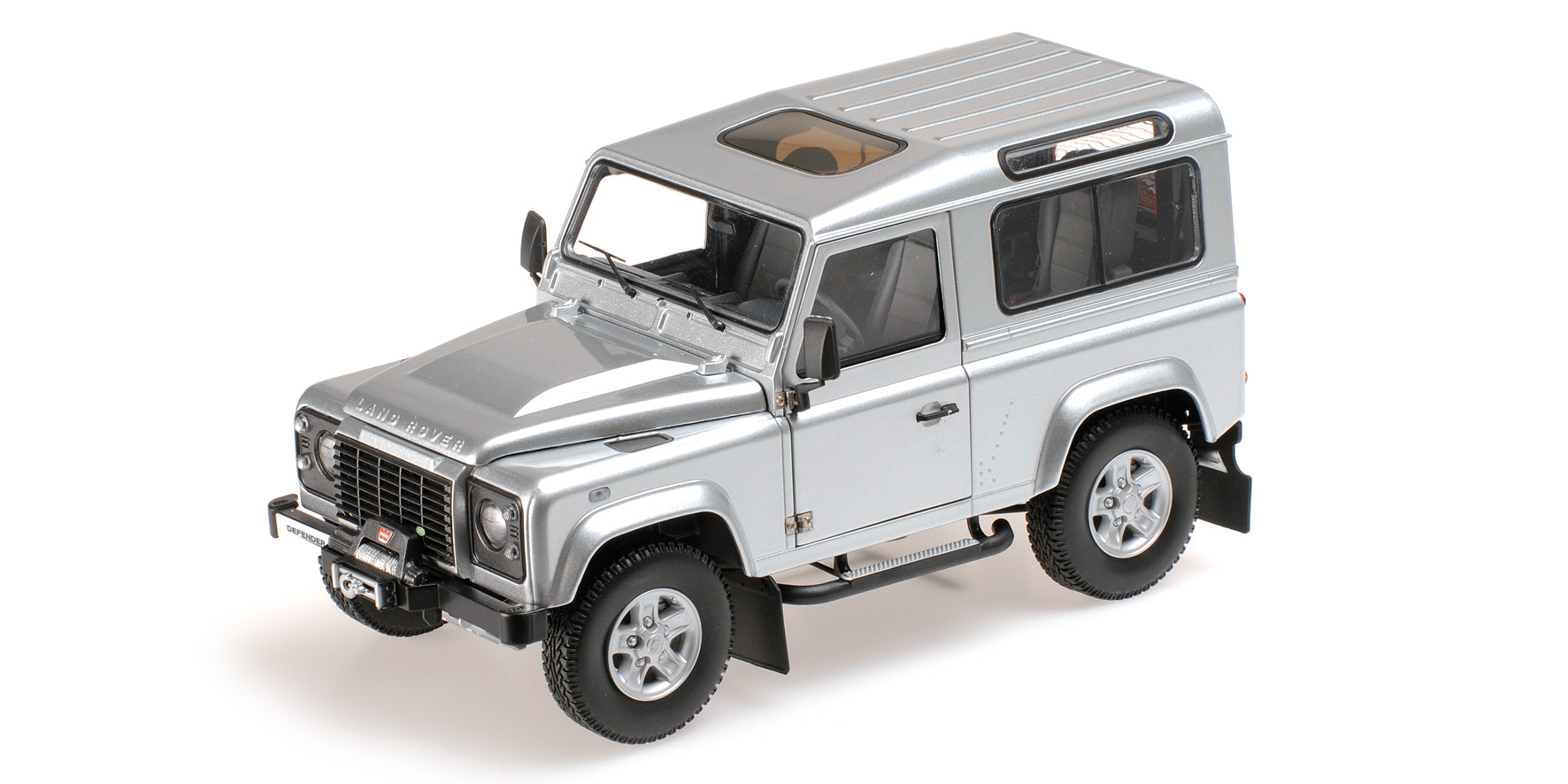 LAND ROVER DEFENDER 90 - INDUS SILVER (08901IS)