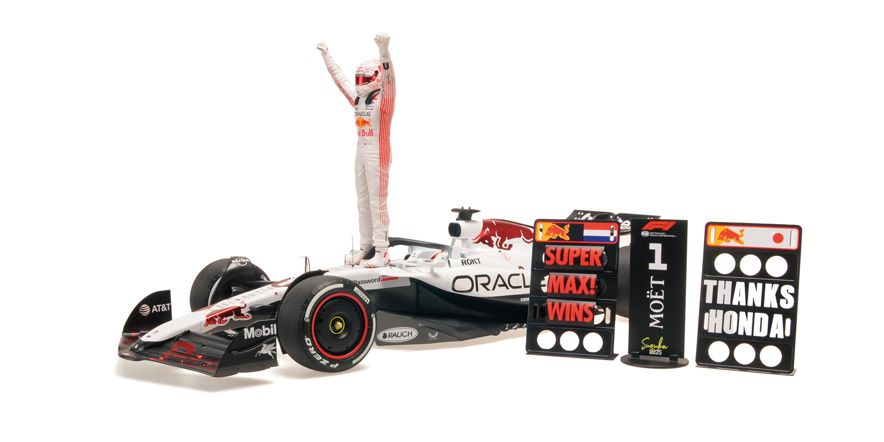 ORACLE RED BULL RACING RB21 - MAX VERSTAPPEN - WINNER JAPANESE GP 2025 W FIGURINE, 2 PITBOARDS AND POSITION BOARD