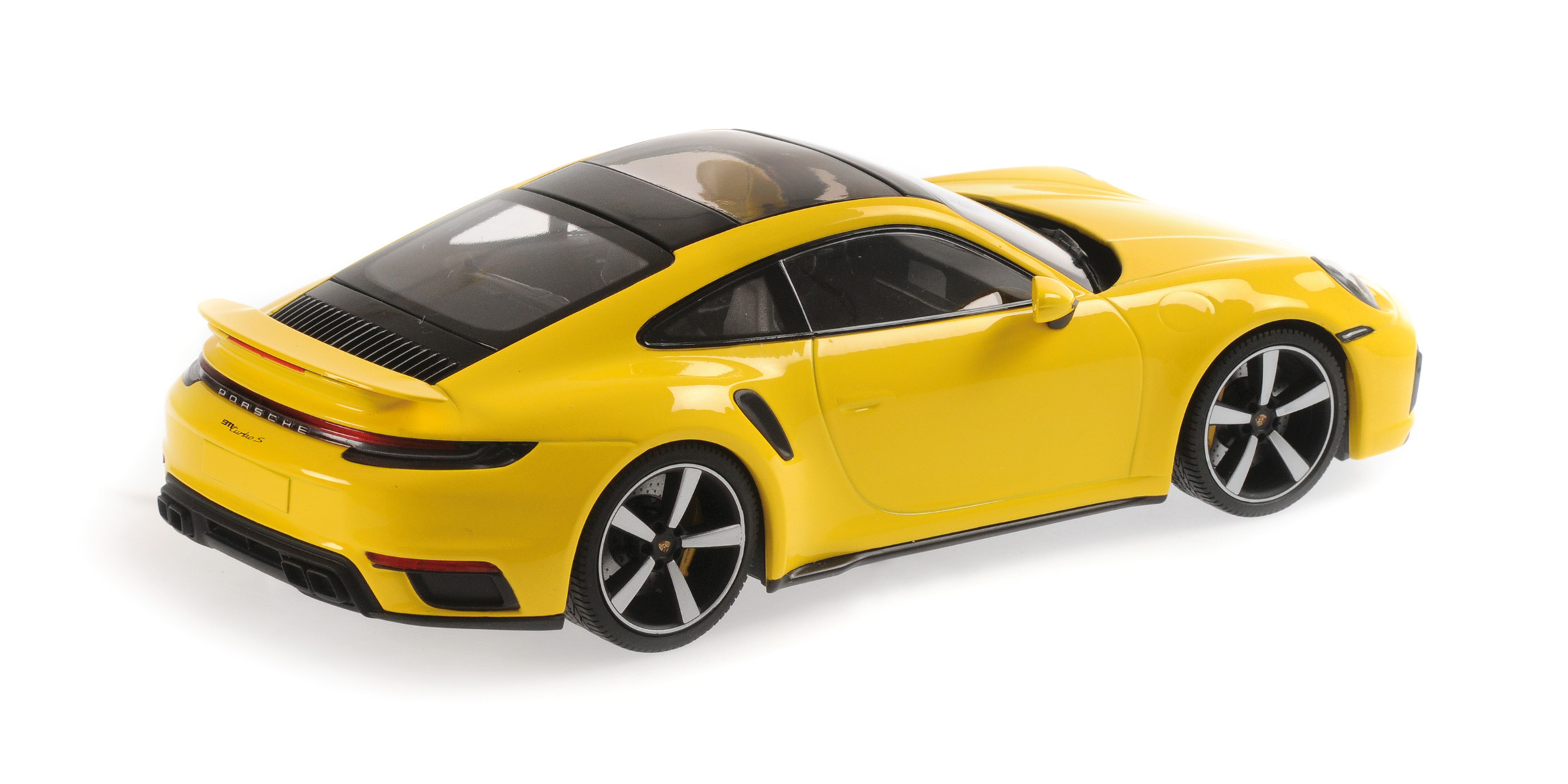 PORSCHE 911 (992)  TURBO S - 2020 - YELLOW