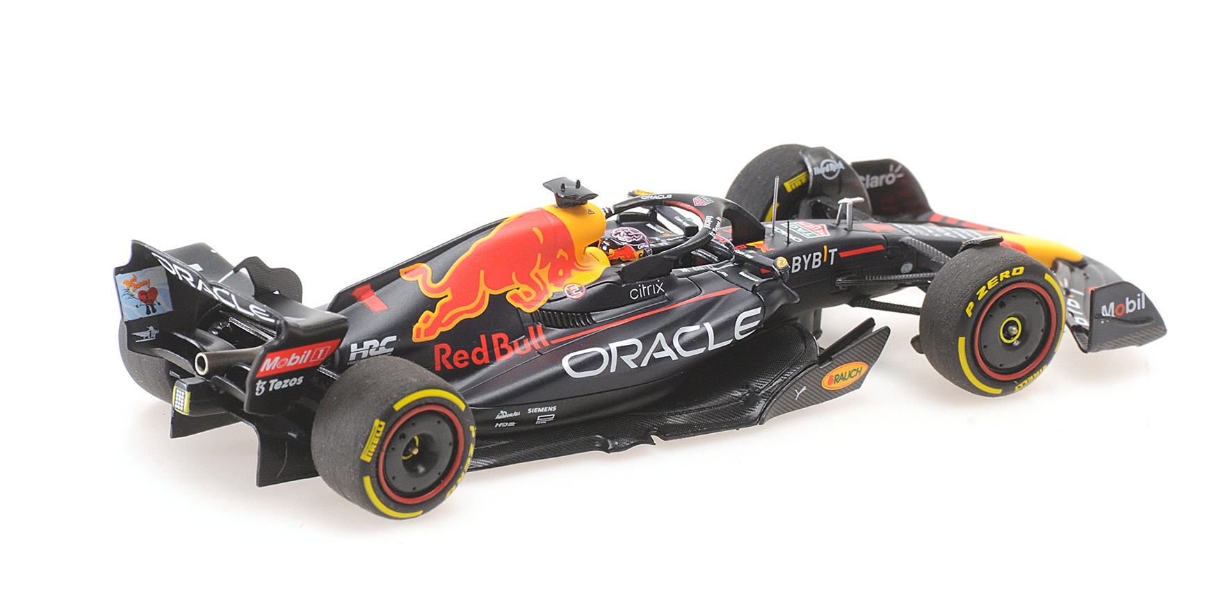 ORACLE RED BULL RACING RB18 - MAX VERSTAPPEN - WINNER MIAMI GP 2022
