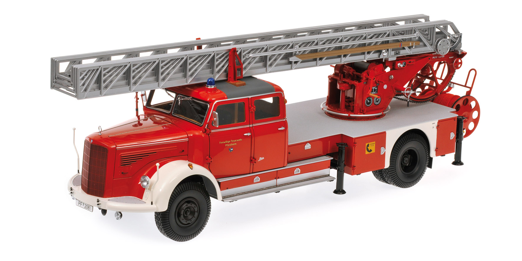 MERCEDES-BENZ L 6600 AERIAL LADDER - DL30 - RED/WHITE