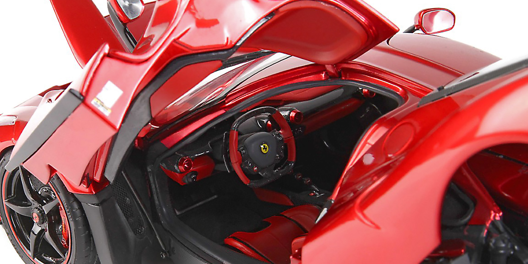 FERRARI LAFERRARI - RED METALLIC (LEWIS HAMILTON)