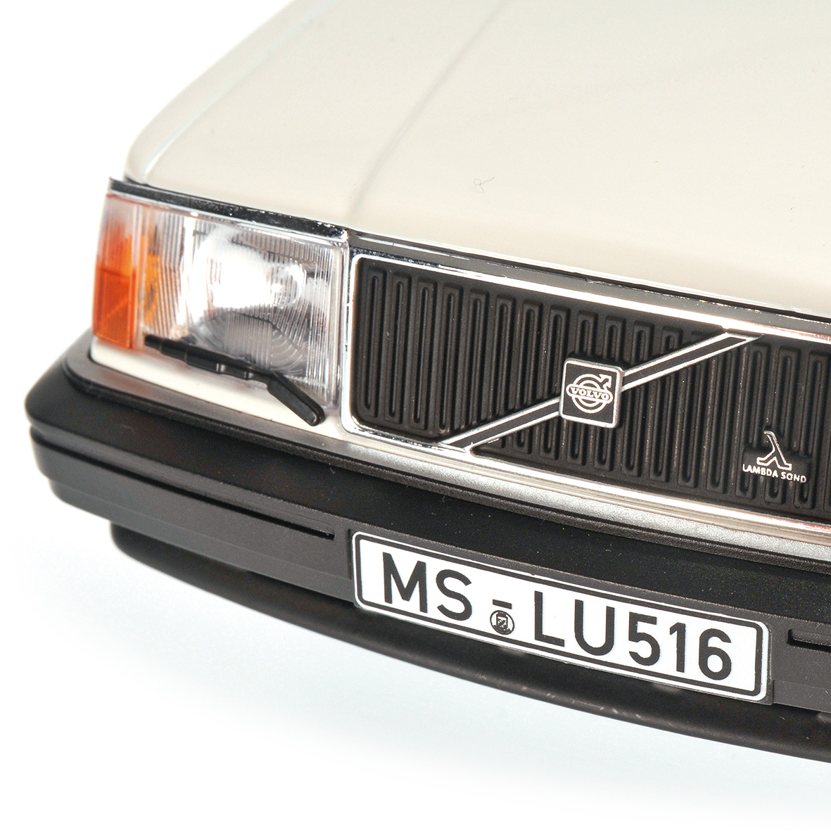 VOLVO 240 GL - 1986 - WHITE