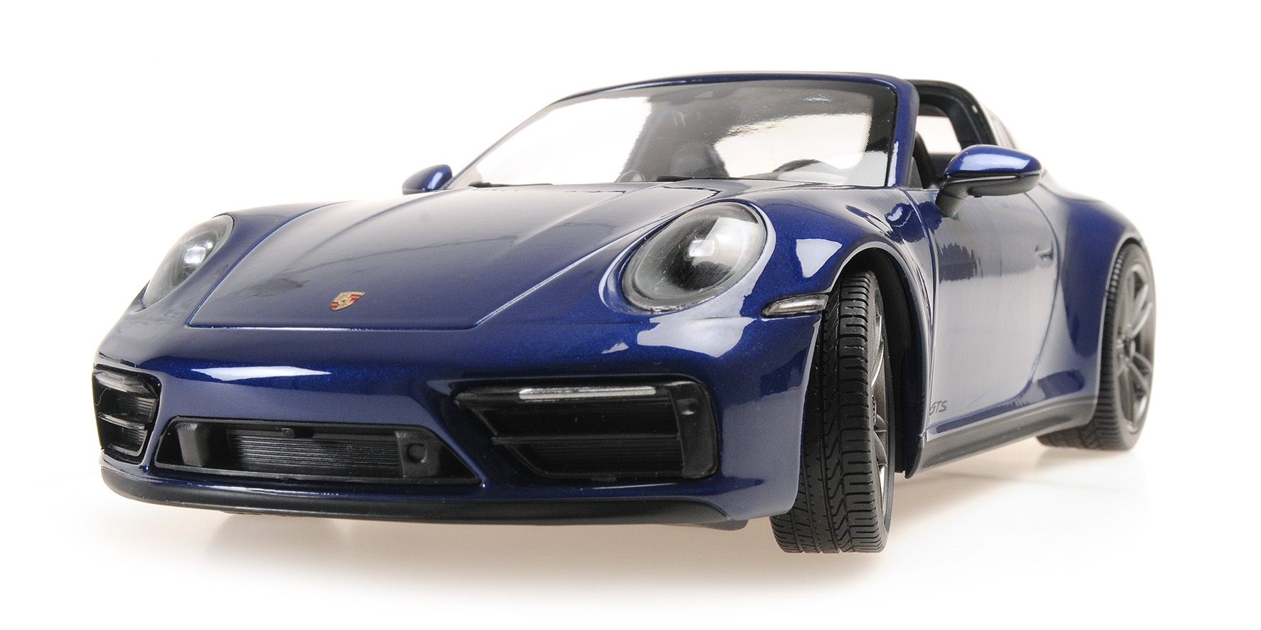 PORSCHE 911 (992)  TARGA 4 GTS - 2021 - BLUE METALLIC