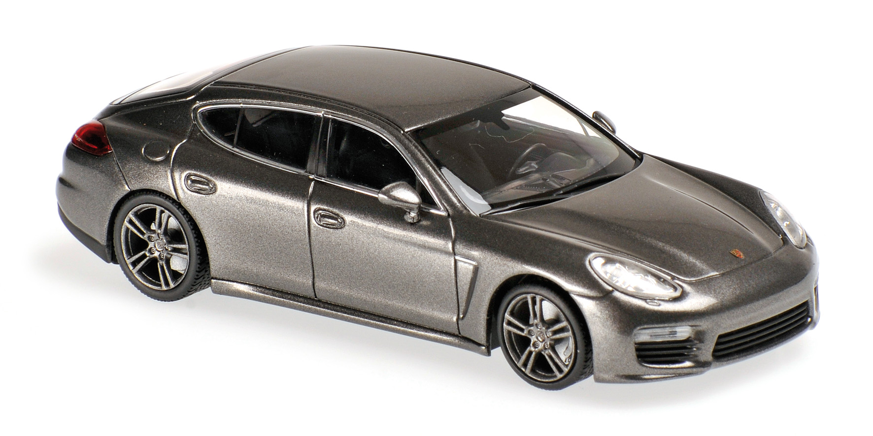 PORSCHE PANAMERA TURBO S - 2013 - GREY METALLIC