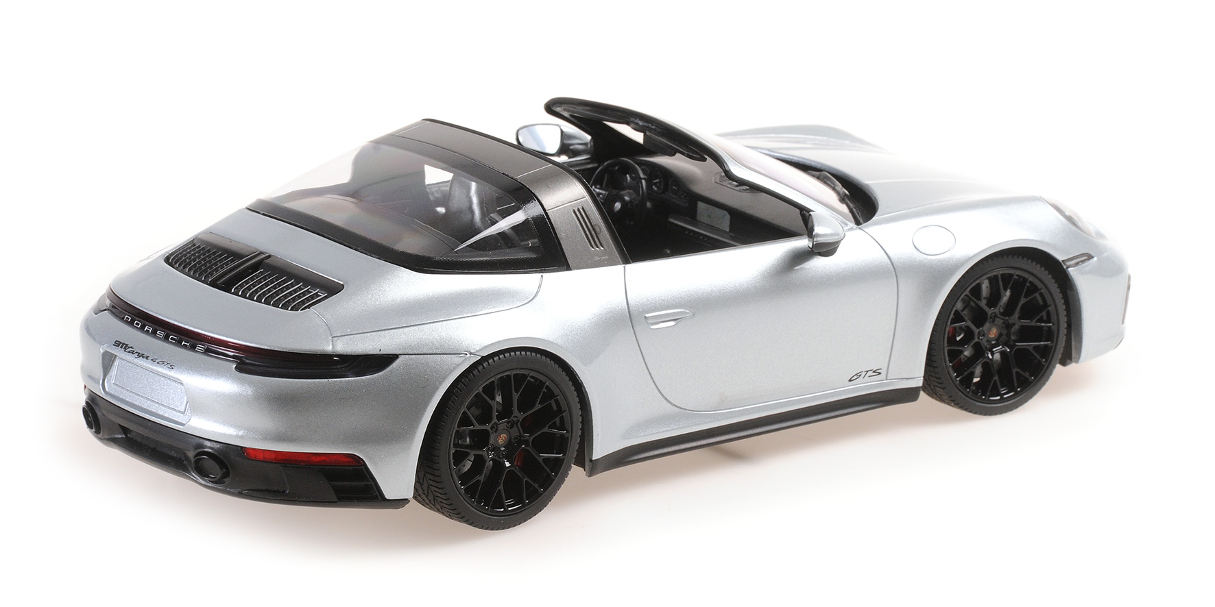 PORSCHE 911 (992)  TARGA 4 GTS - 2021 - SILVER