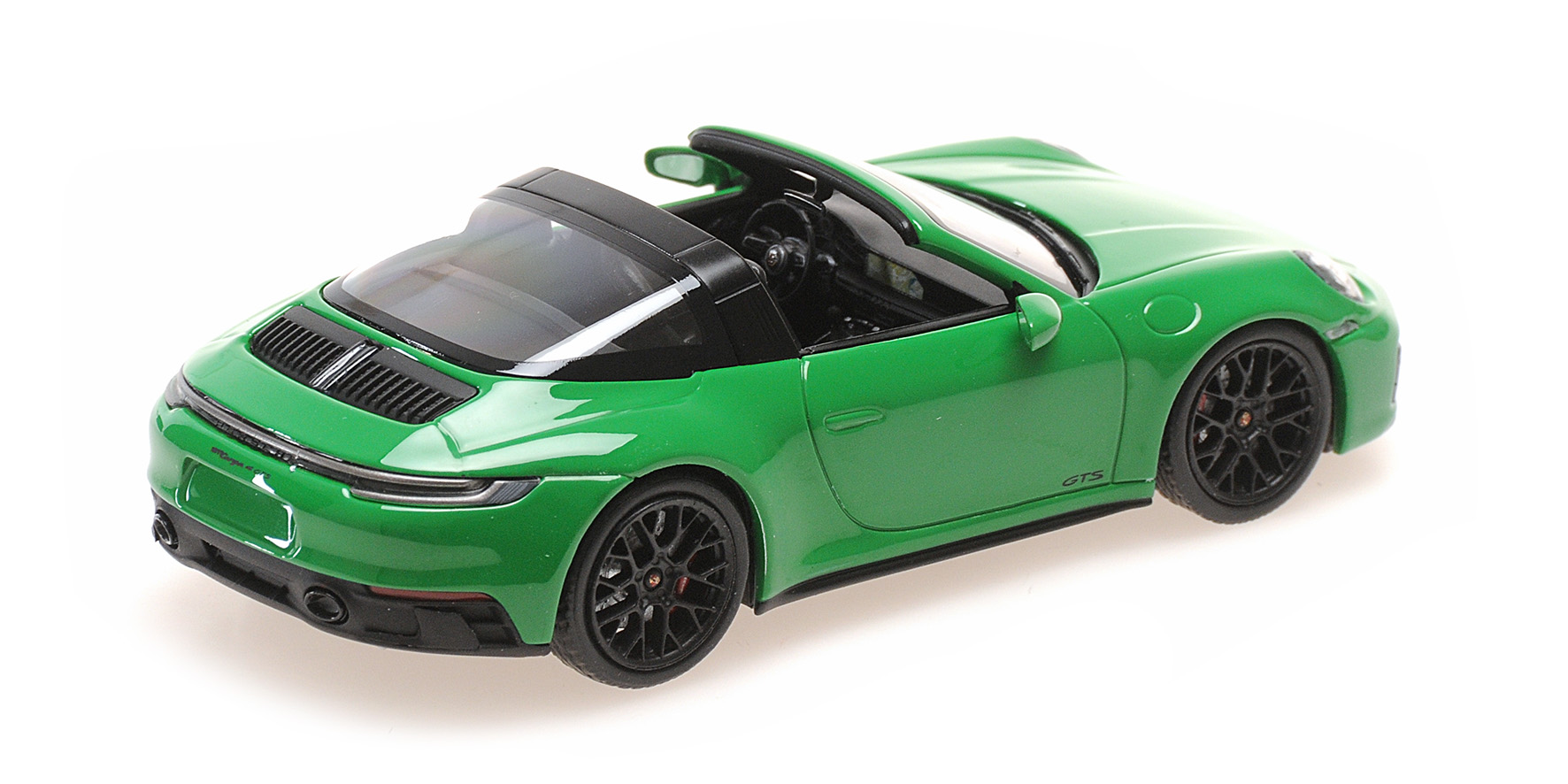 PORSCHE 911 (992) TARGA 4 GTS - 2022 - GREEN